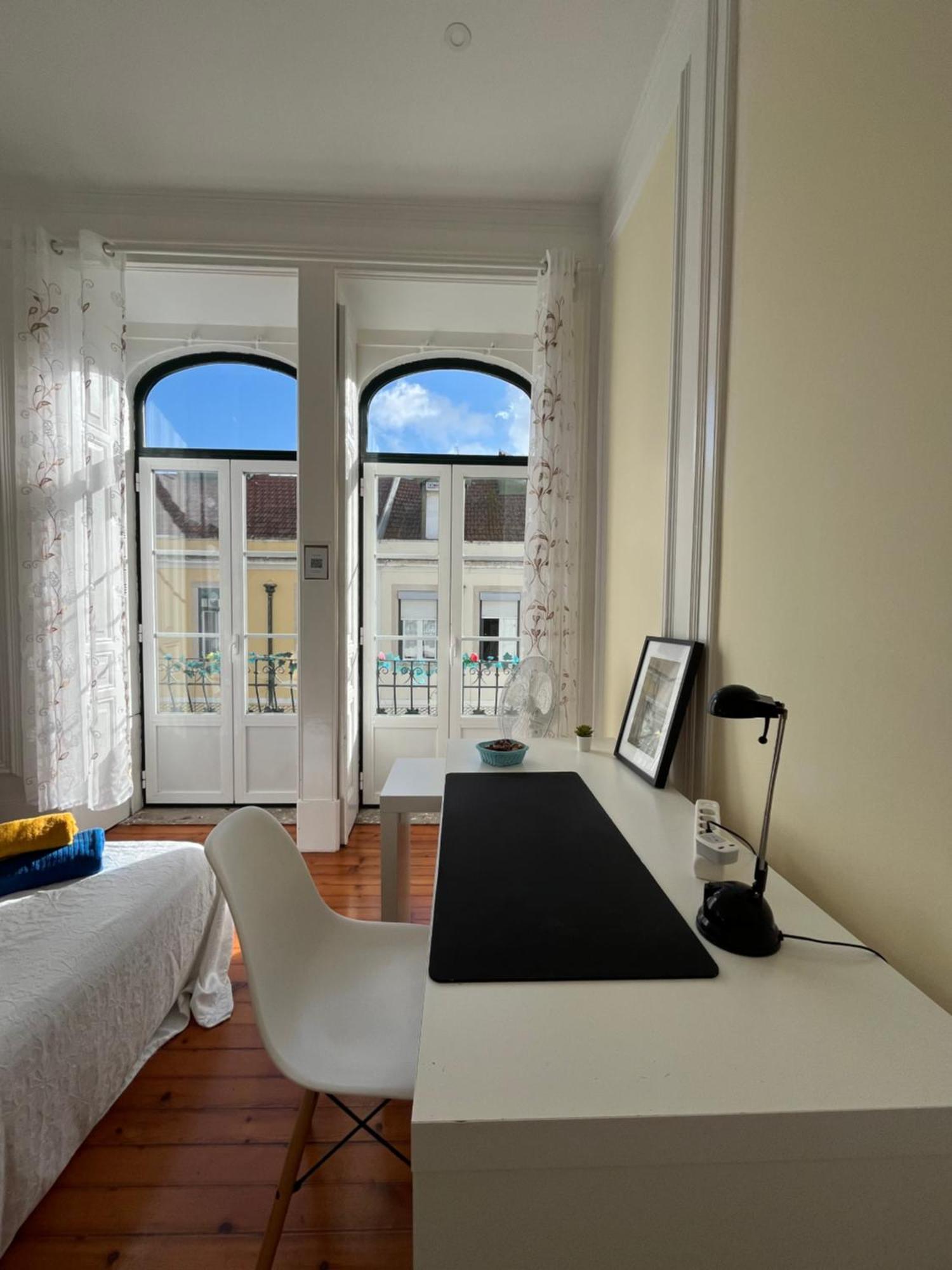 Quarto No Apartamento Pombal Lisboa Exterior foto